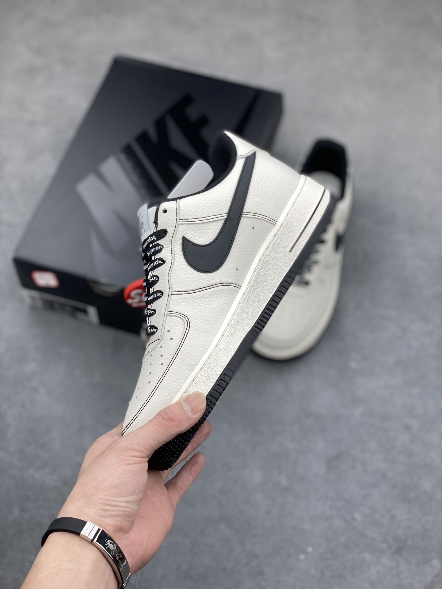 Nike Air Force 1 '07 Low Supreme Collab Sneakers - Cream/Black 4 i1680463680 3239 2