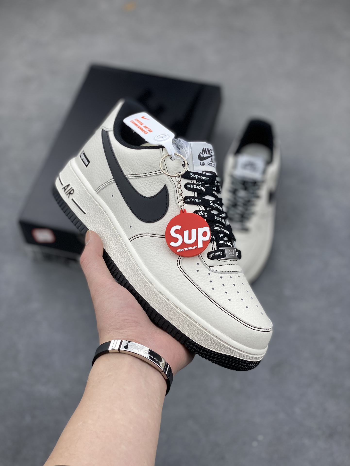 Nike Air Force 1 '07 Low Supreme Collab Sneakers - Cream/Black 2 i1680463680 9605 0