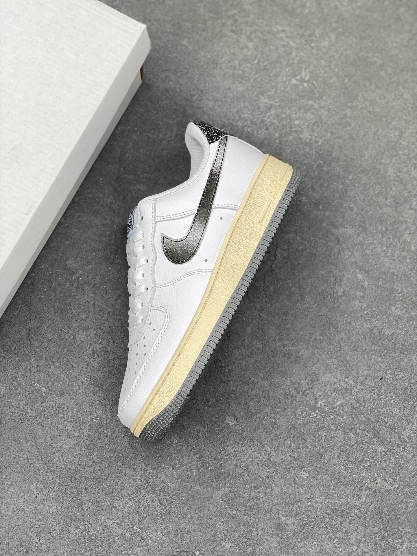 Nike Air Force 1 Low '07 Black White Gradient Casual Sneakers DV7183-100 8 i1680464098 718 6