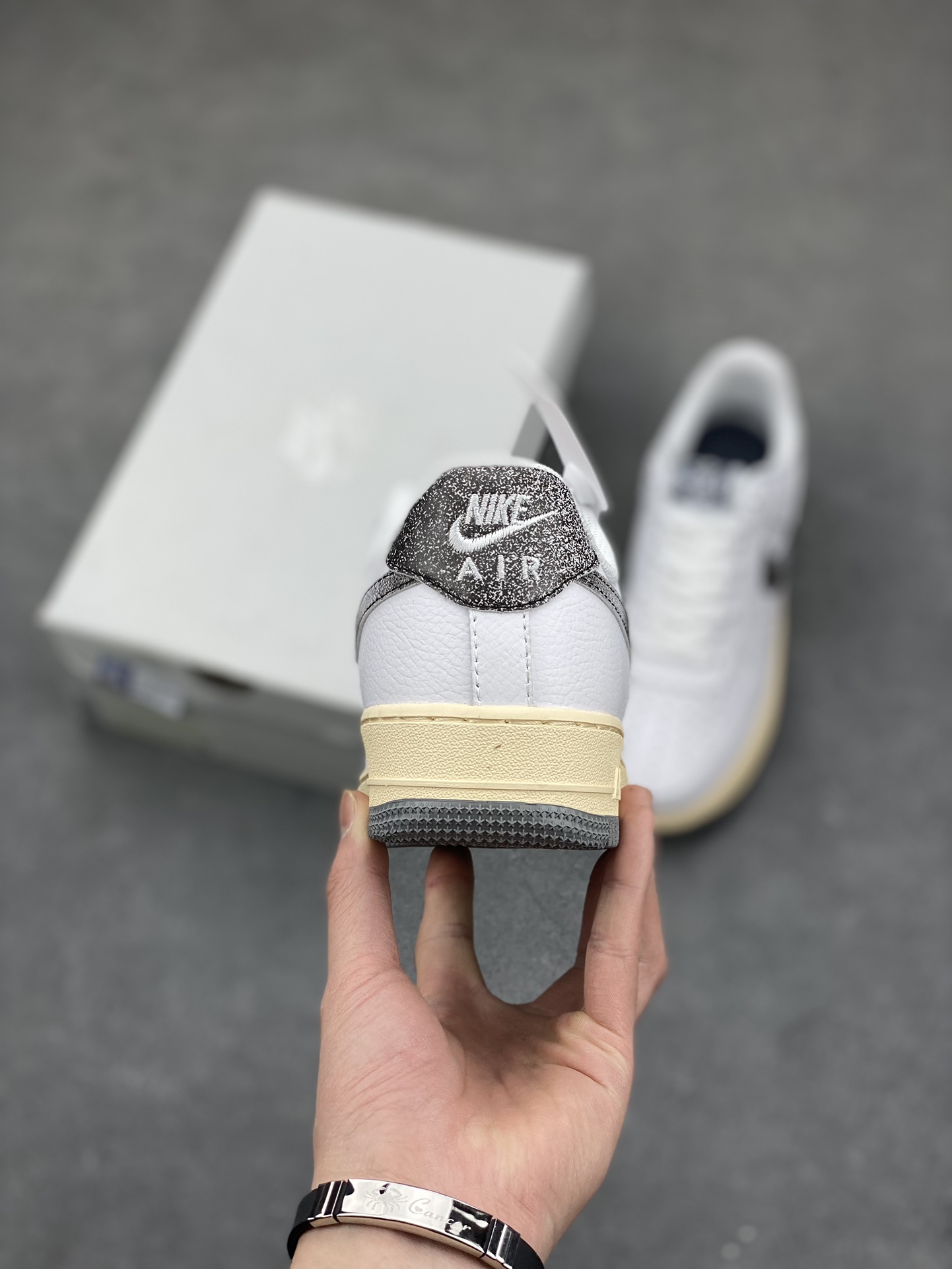 Nike Air Force 1 Low '07 Black White Gradient Casual Sneakers DV7183-100 5 i1680464098 8356 3