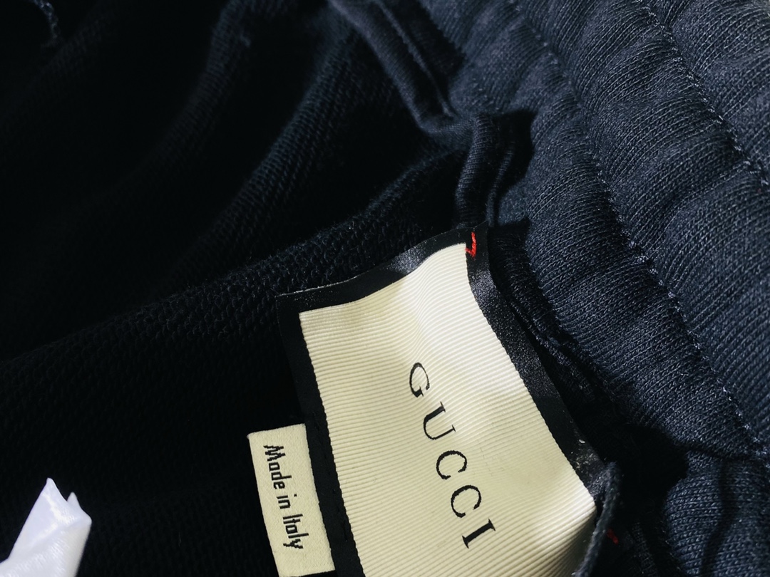 P200 GUCCI /古驰 2023S新款夏季刺绣双G短裤