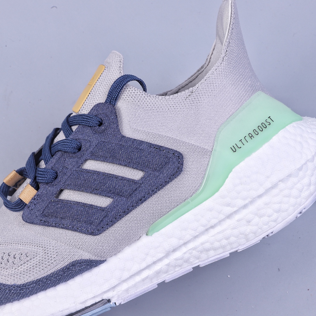 Adidas ultra boost 22 series comfortable and breathable running shoes GX9158