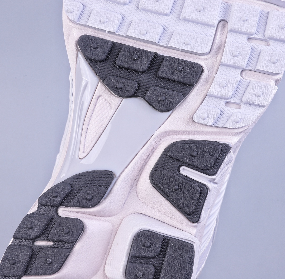 180 Nike Zoom Vomero 5 SP 佛莫罗5代系列经典复古休闲运动慢跑鞋BV1358-001