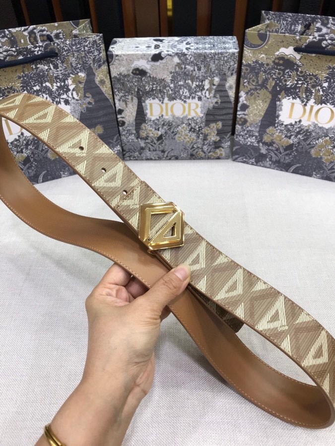 最新款迪奥CDDIAMOND腰带扣4