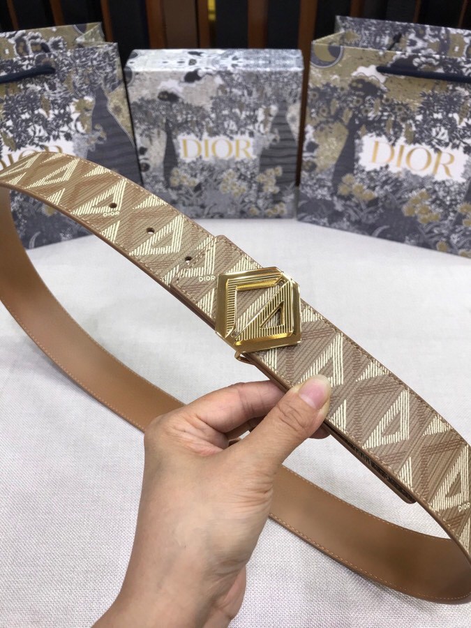 最新款迪奥CDDIAMOND腰带扣4