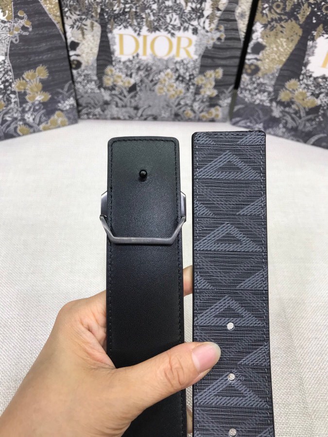 最新款迪奥CDDIAMOND腰带扣4