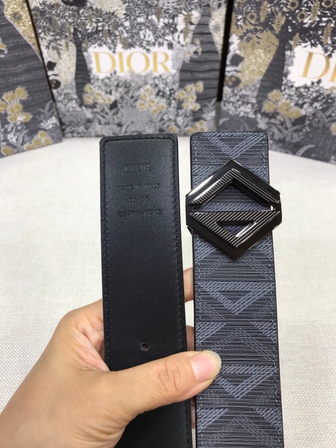 最新款迪奥CDDIAMOND腰带扣4