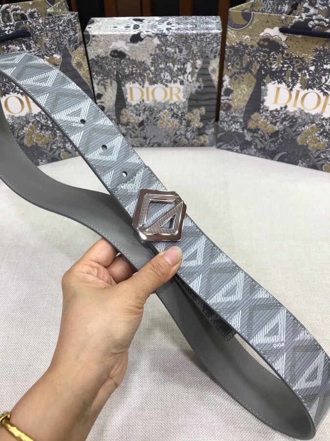 最新款迪奥CDDIAMOND腰带扣4