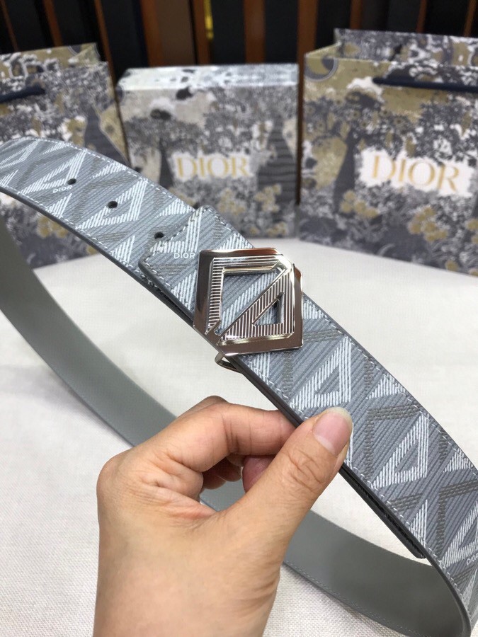 最新款迪奥CDDIAMOND腰带扣4