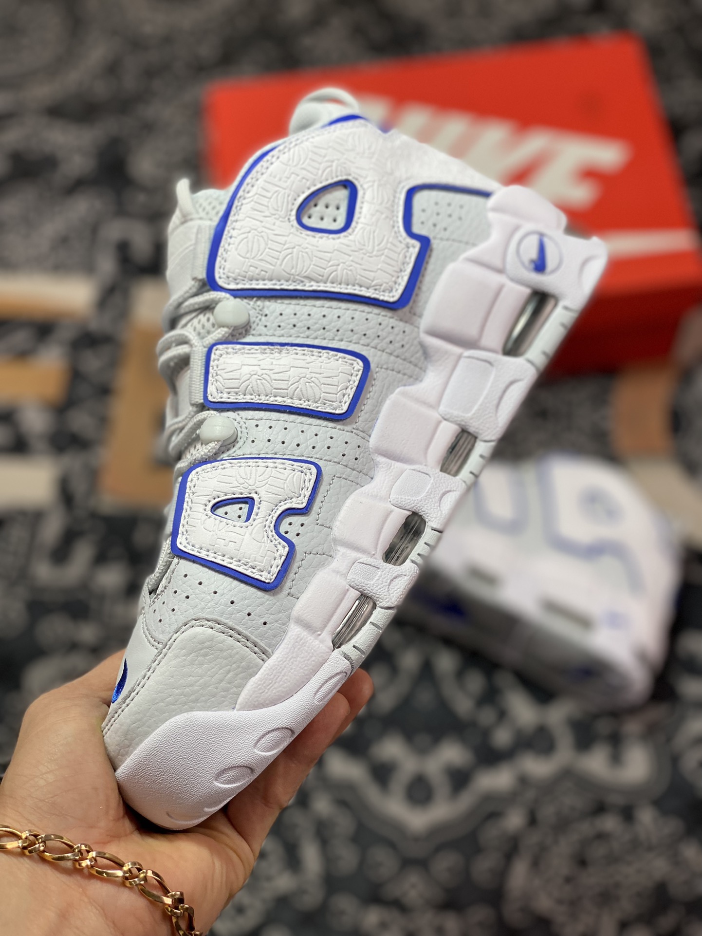 Nike Air More Uptempo'96 Hoops”Embossed”皮蓬一代篮球鞋FD0669-100