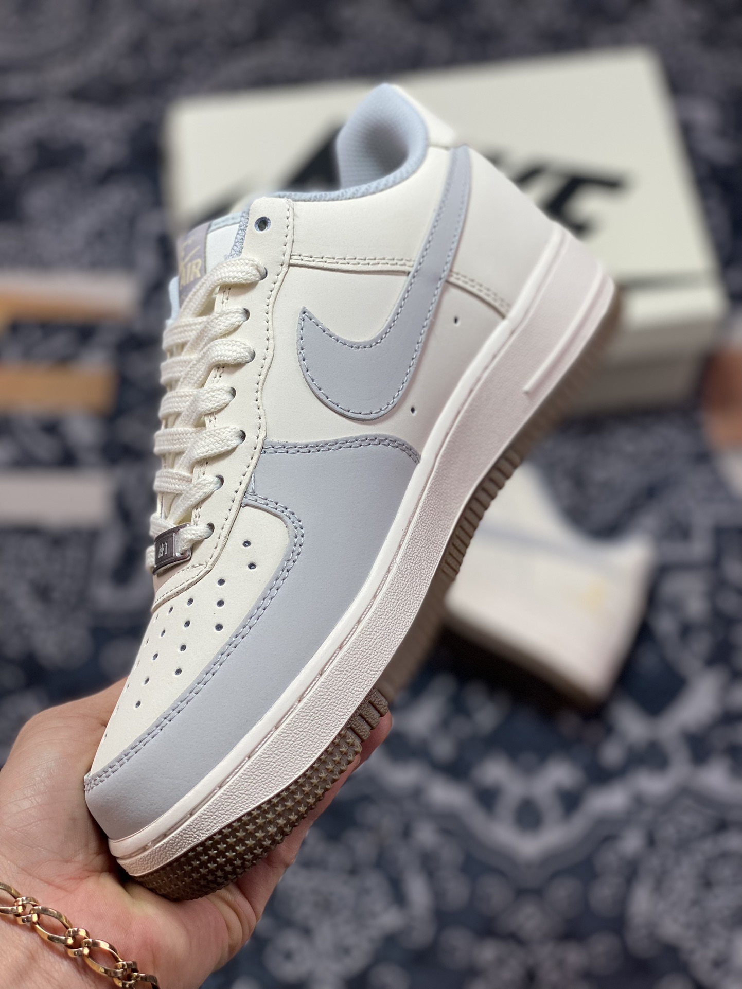 Louis Vuitton x Nike Air Force 1 07 LV8 ”Milky White/Grey LV” Air Force One BS9055-833