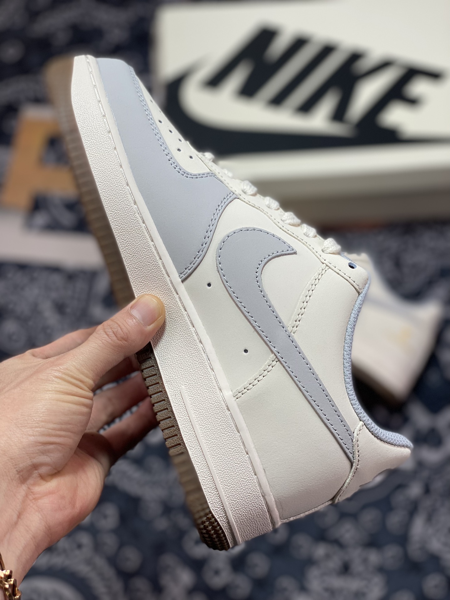 Louis Vuitton x Nike Air Force 1 07 LV8 ”Milky White/Grey LV” Air Force One BS9055-833