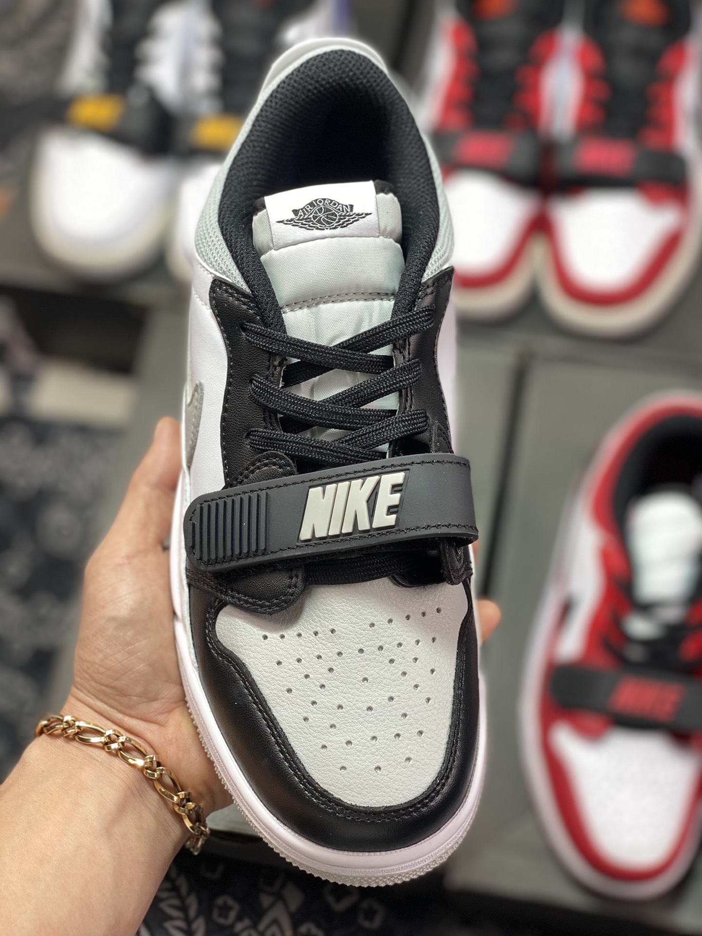 Nike Air Jordan Legacy 312 Low”Black/Light Smoke Grey”乔丹最强三合一混CD7069-105