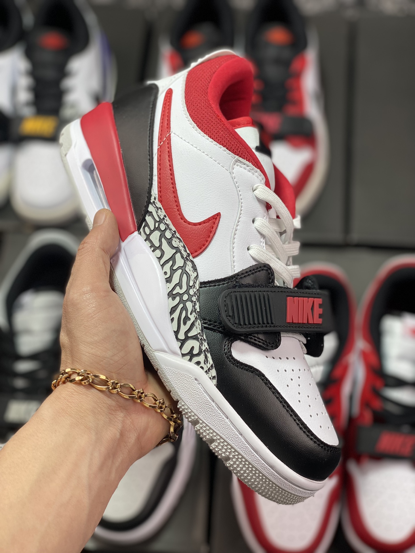 Nike Air Jordan Legacy 312 Low”Black/White/Red”乔丹最强三合一混合版本低帮文CD7069-160