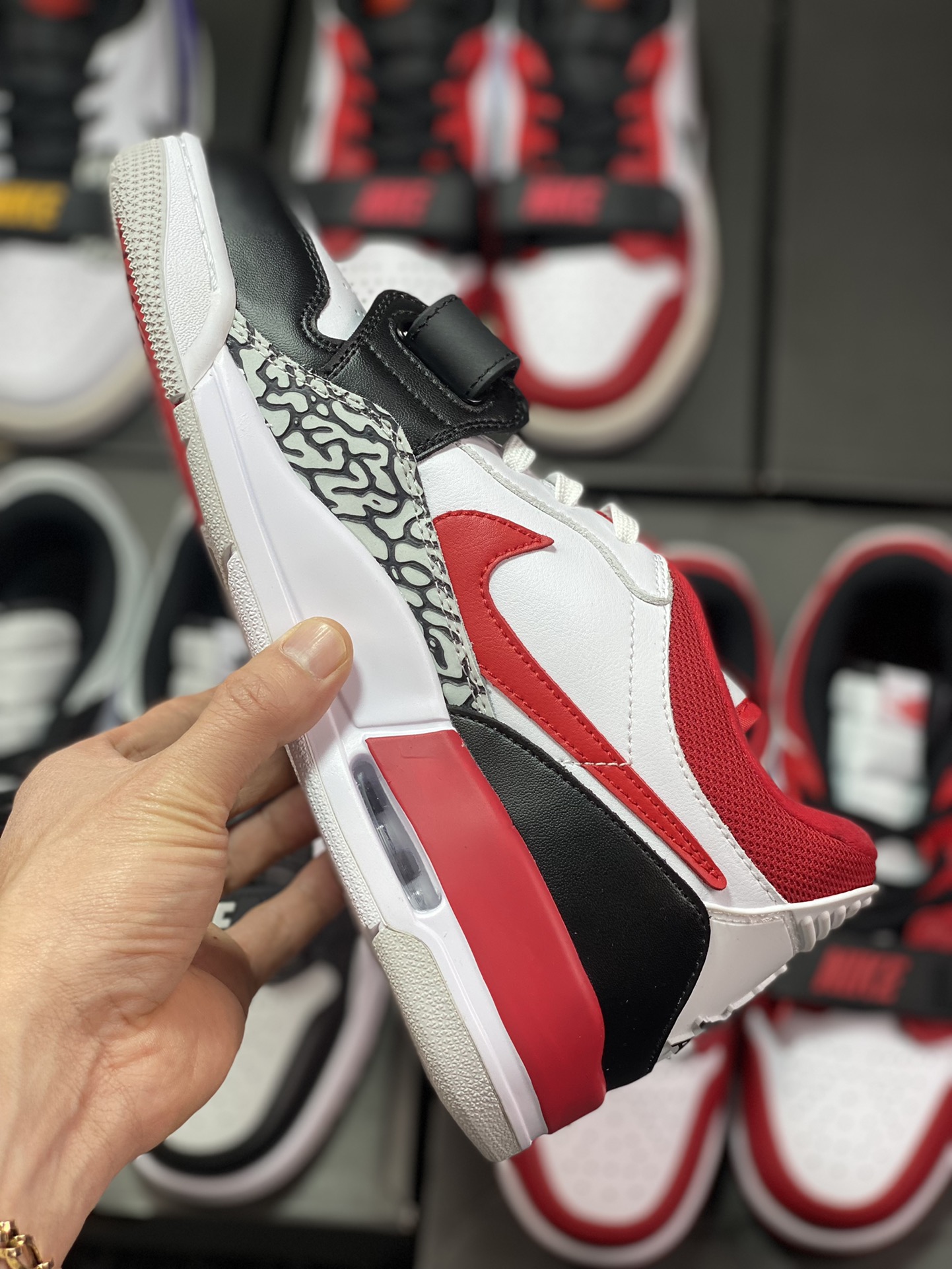 Nike Air Jordan Legacy 312 Low”Black/White/Red”乔丹最强三合一混合版本低帮文CD7069-160