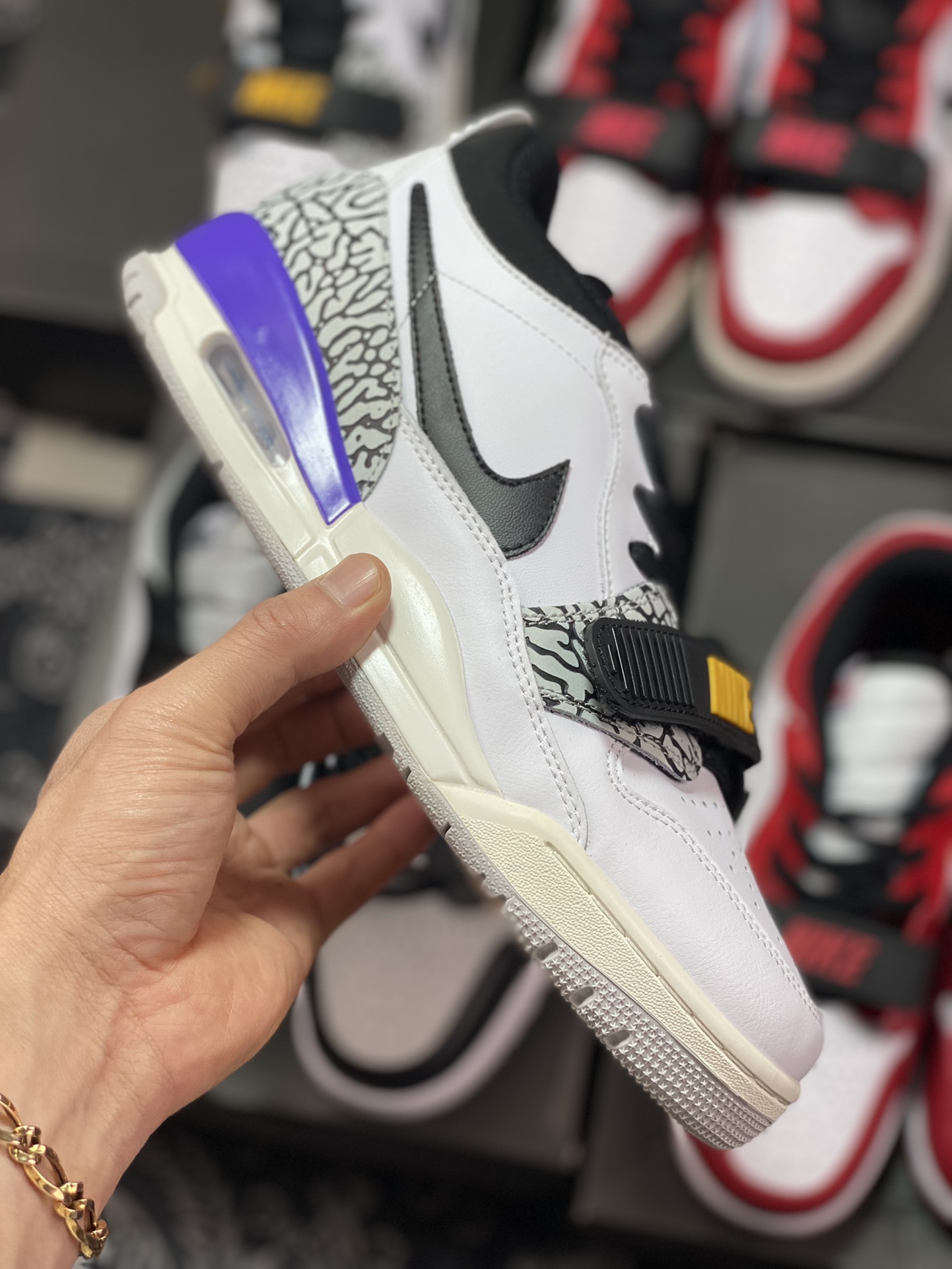 Nike Jordan Legacy 312 Low”Lakers”乔丹最强三合一混合版本低帮休闲运动篮球鞋CD7069-102