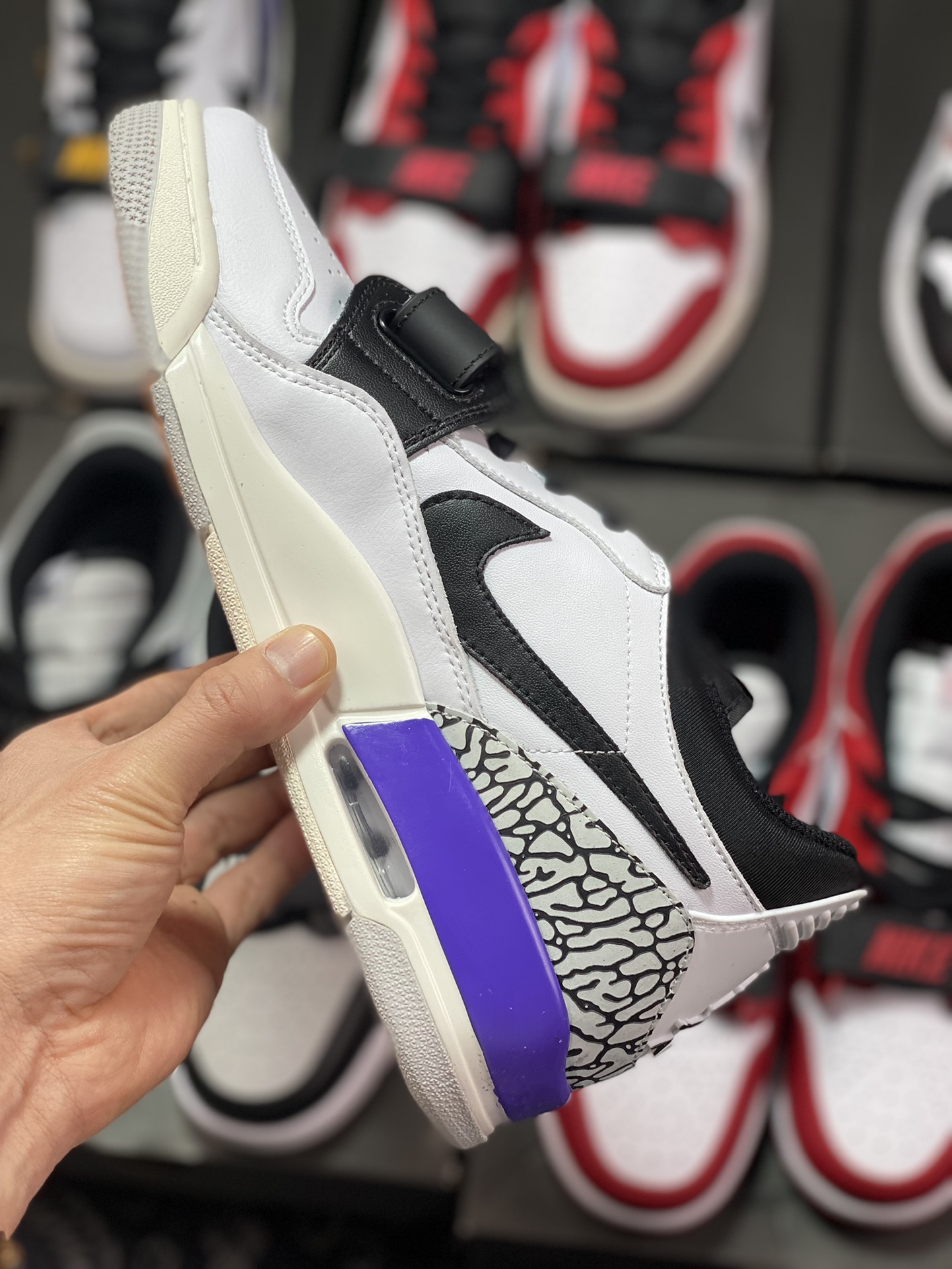 Nike Jordan Legacy 312 Low”Lakers”乔丹最强三合一混合版本低帮休闲运动篮球鞋CD7069-102