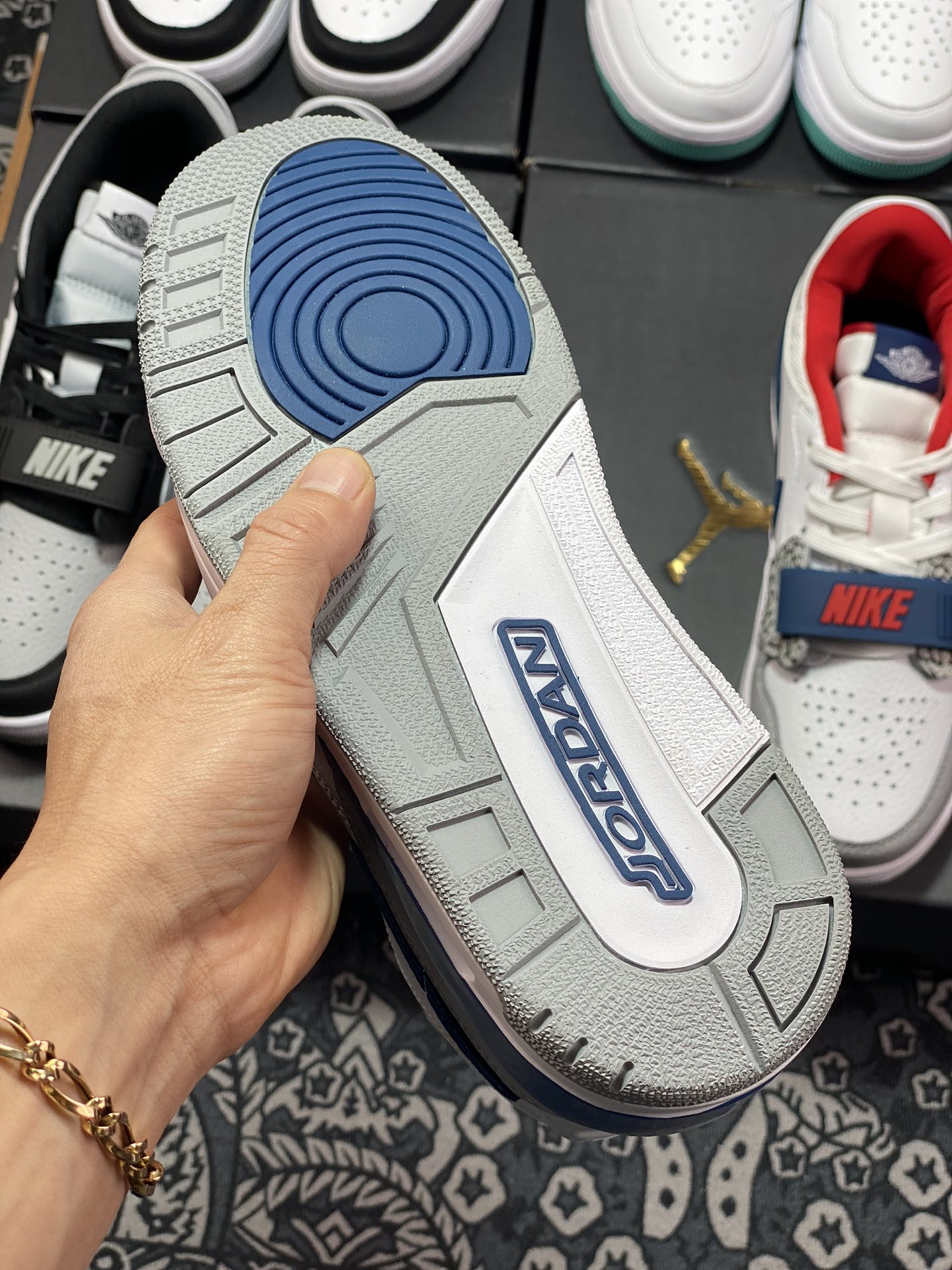 Nike Air Jordan Legacy 312 Low”White/Grey Fog/Blue/Red”乔丹最强三合一混合版本低帮CD7069-104