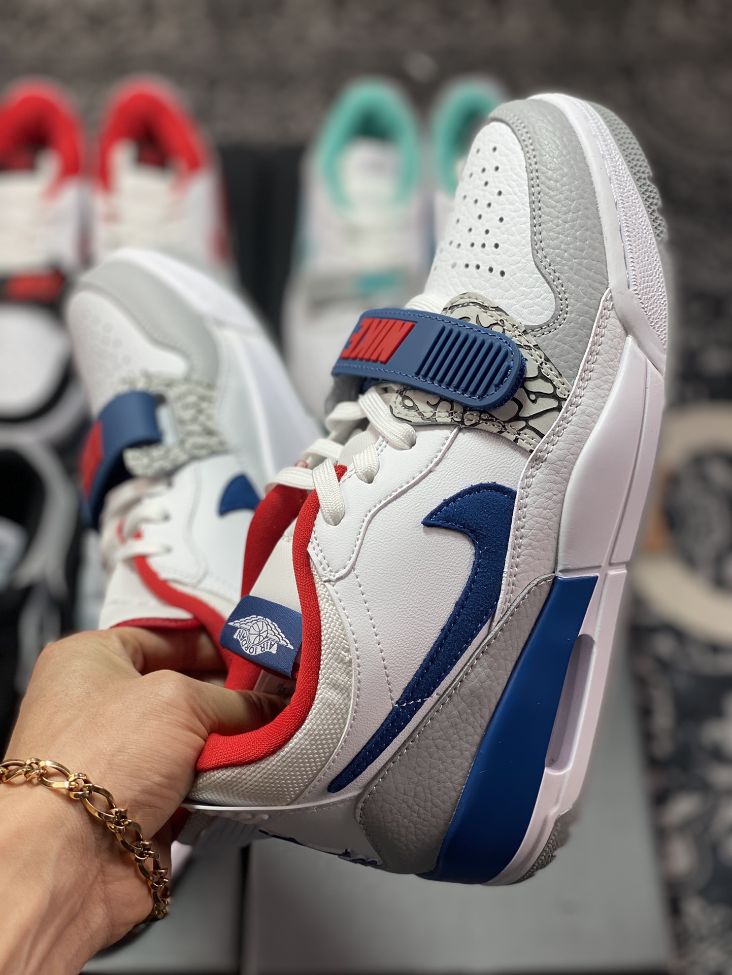 Nike Air Jordan Legacy 312 Low”White/Grey Fog/Blue/Red”乔丹最强三合一混合版本低帮CD7069-104