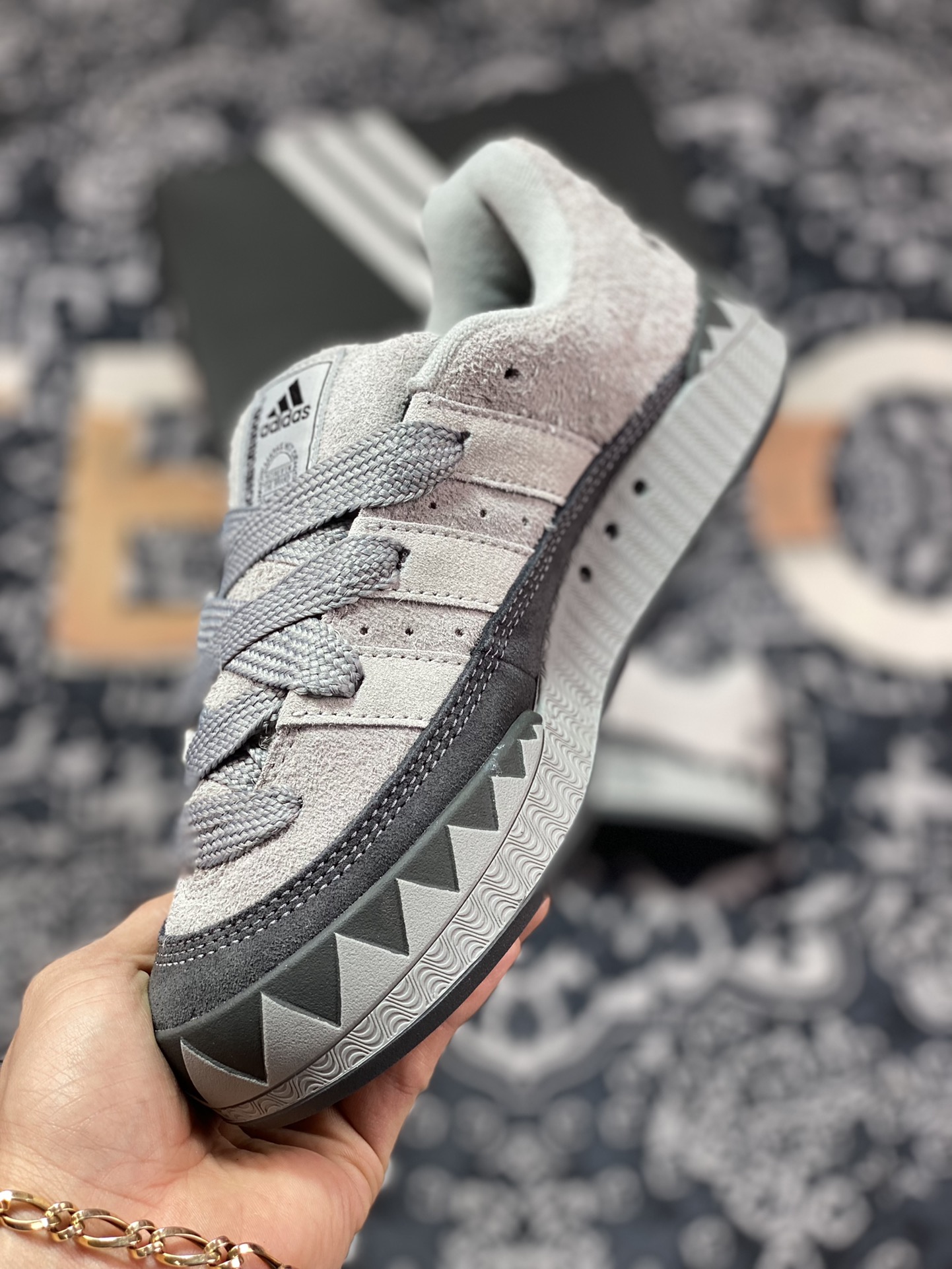 NEIGHBORHOOD x Adidas Adimatic Low ”Grey” Matic series low help HP6771