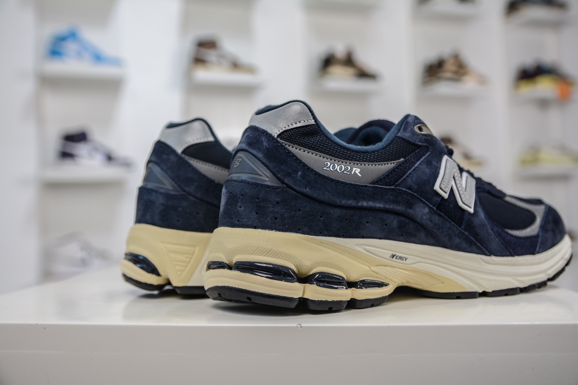 260 New Balance 2002系列 复古休闲跑步鞋 M2002RCA