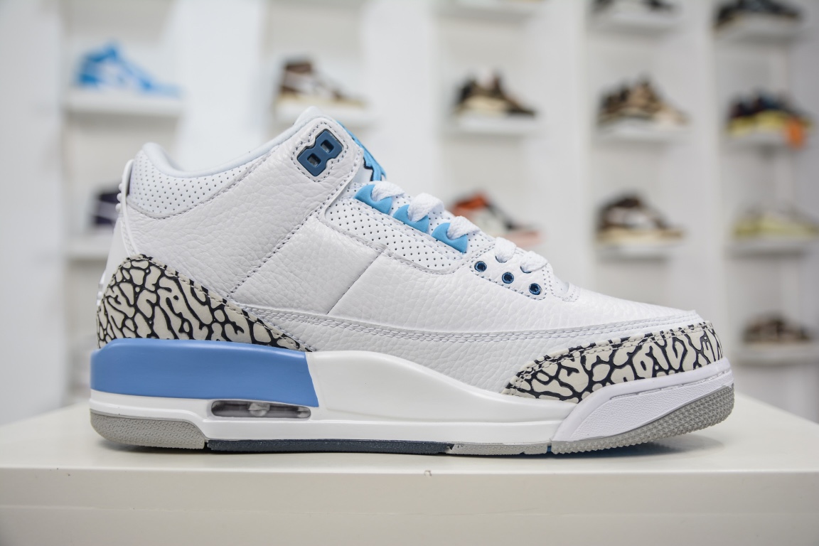 300 原装版本Air Jordan 3 Retro 北卡蓝配色 CT8532-104