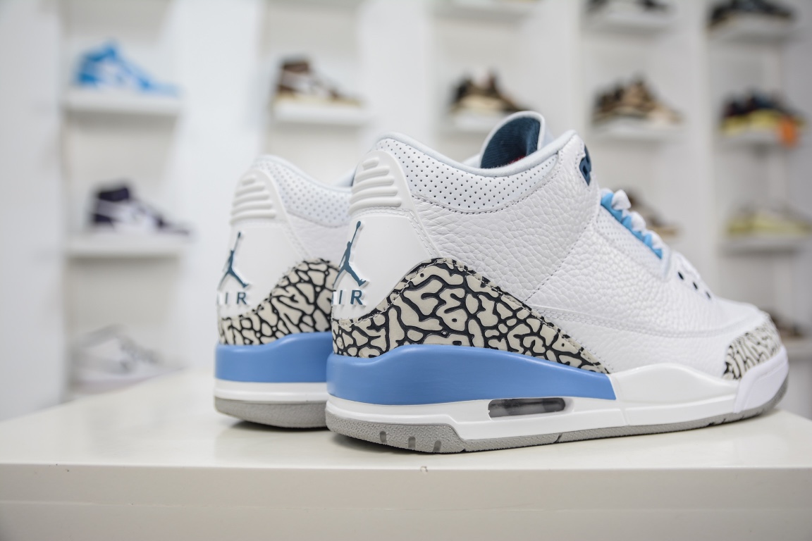 300 原装版本Air Jordan 3 Retro 北卡蓝配色 CT8532-104