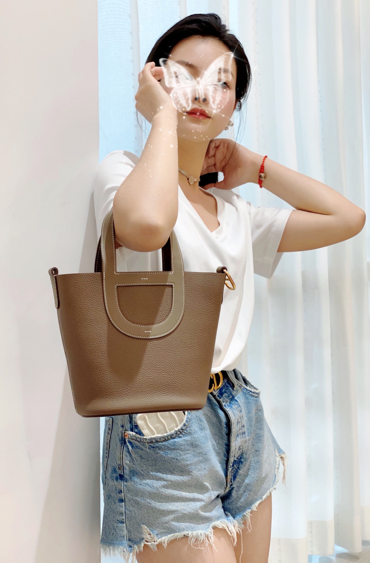 Miu Miu Classic Handcrafted Luxury Leather Shoulder Bag Ref 2