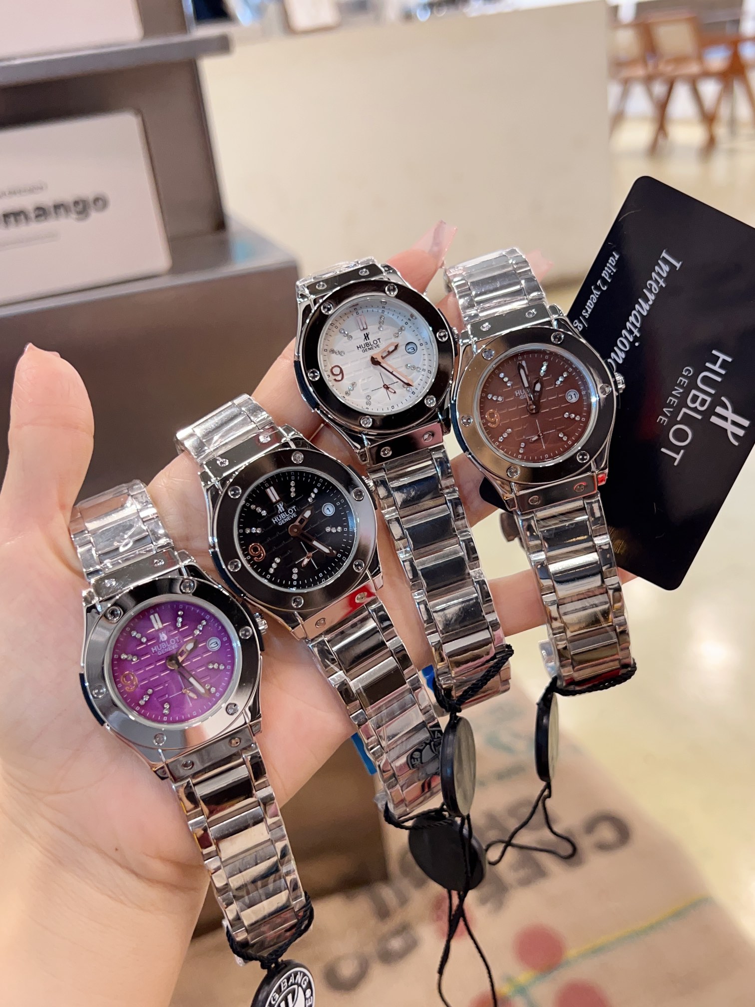 Hublot’s New 36mm Timewatch: Subverting Rules with Love and Style - 图片 5