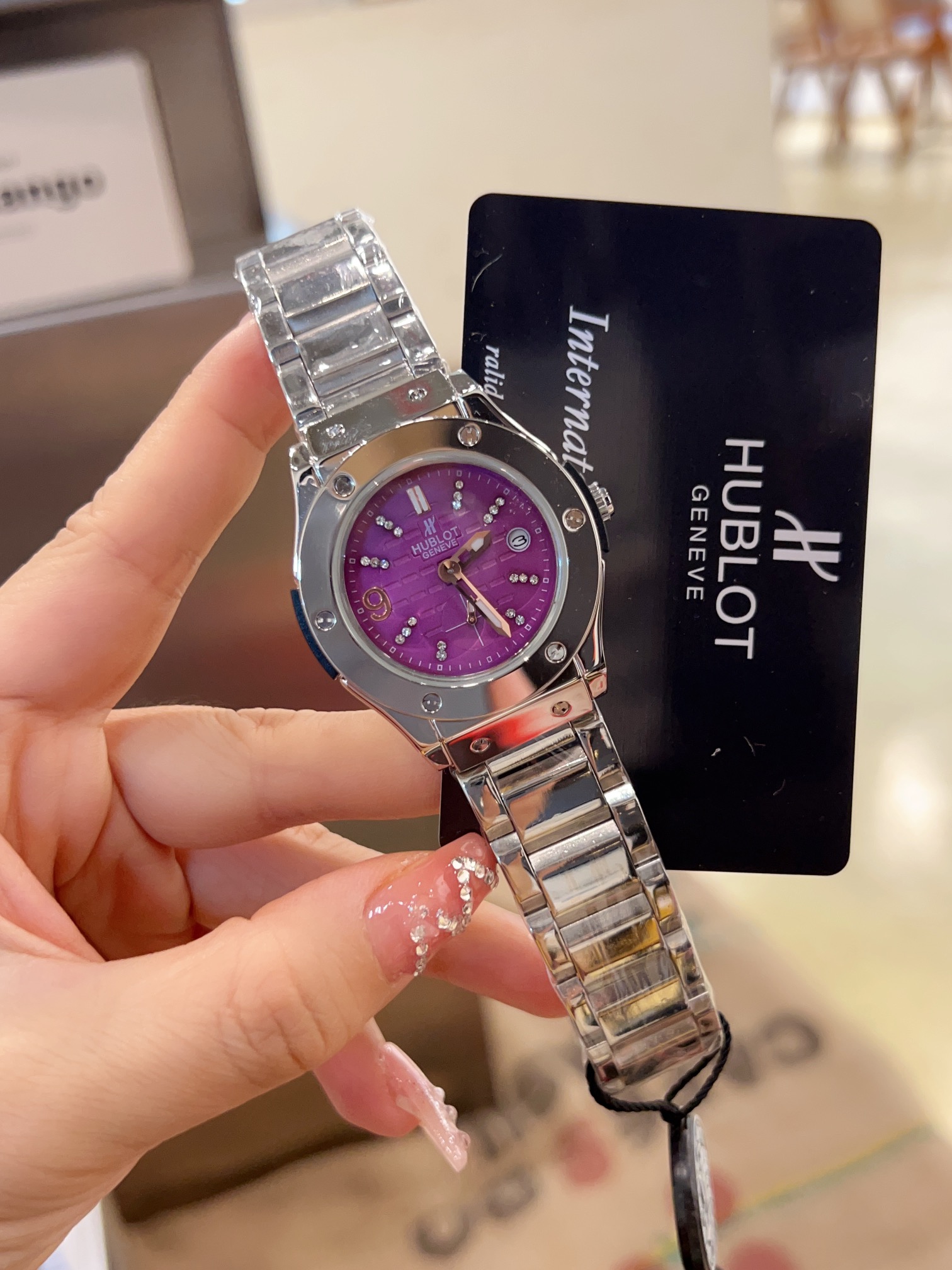 Hublot’s New 36mm Timewatch: Subverting Rules with Love and Style - 图片 2