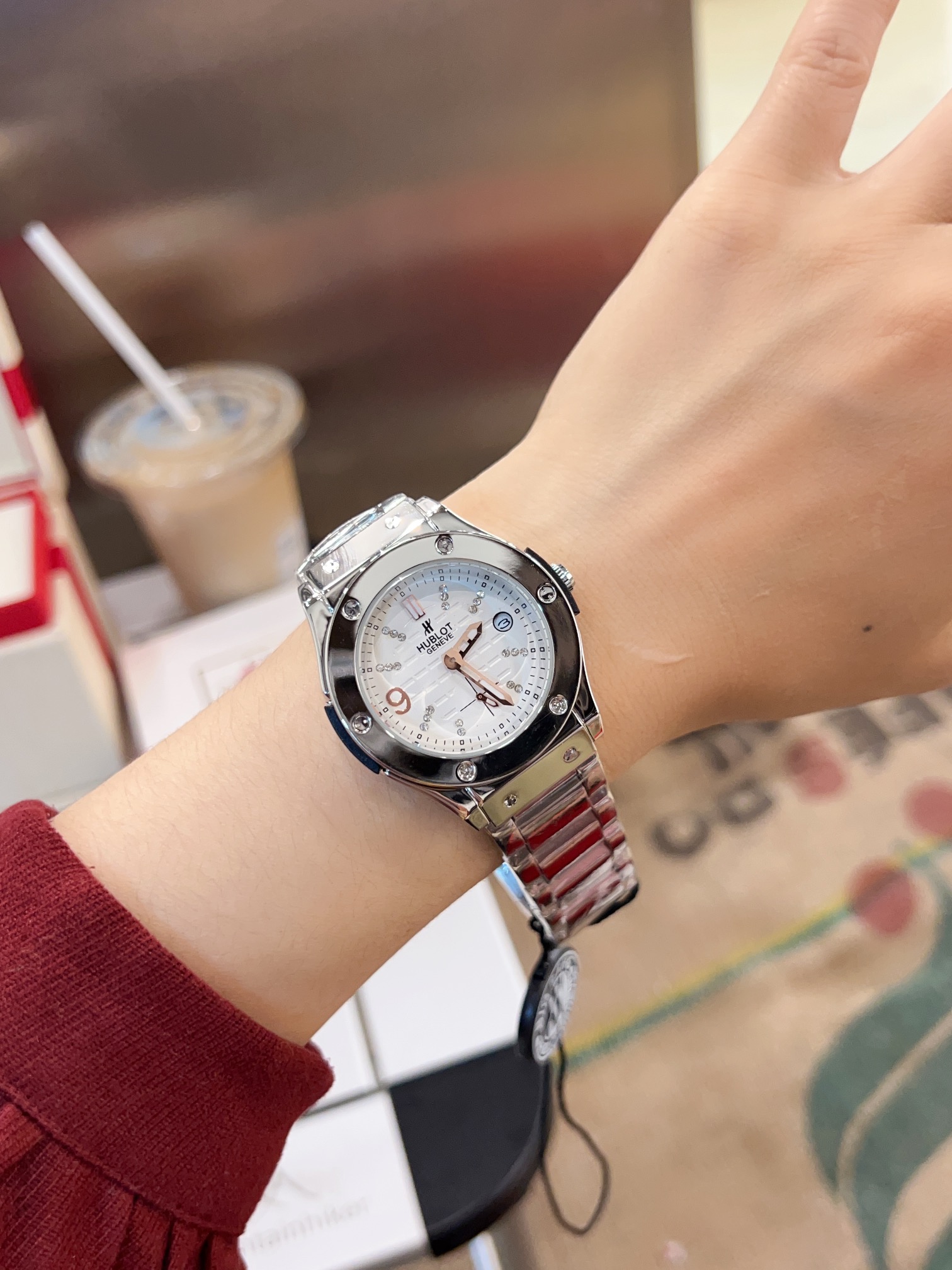 Hublot’s New 36mm Timewatch: Subverting Rules with Love and Style - 图片 8