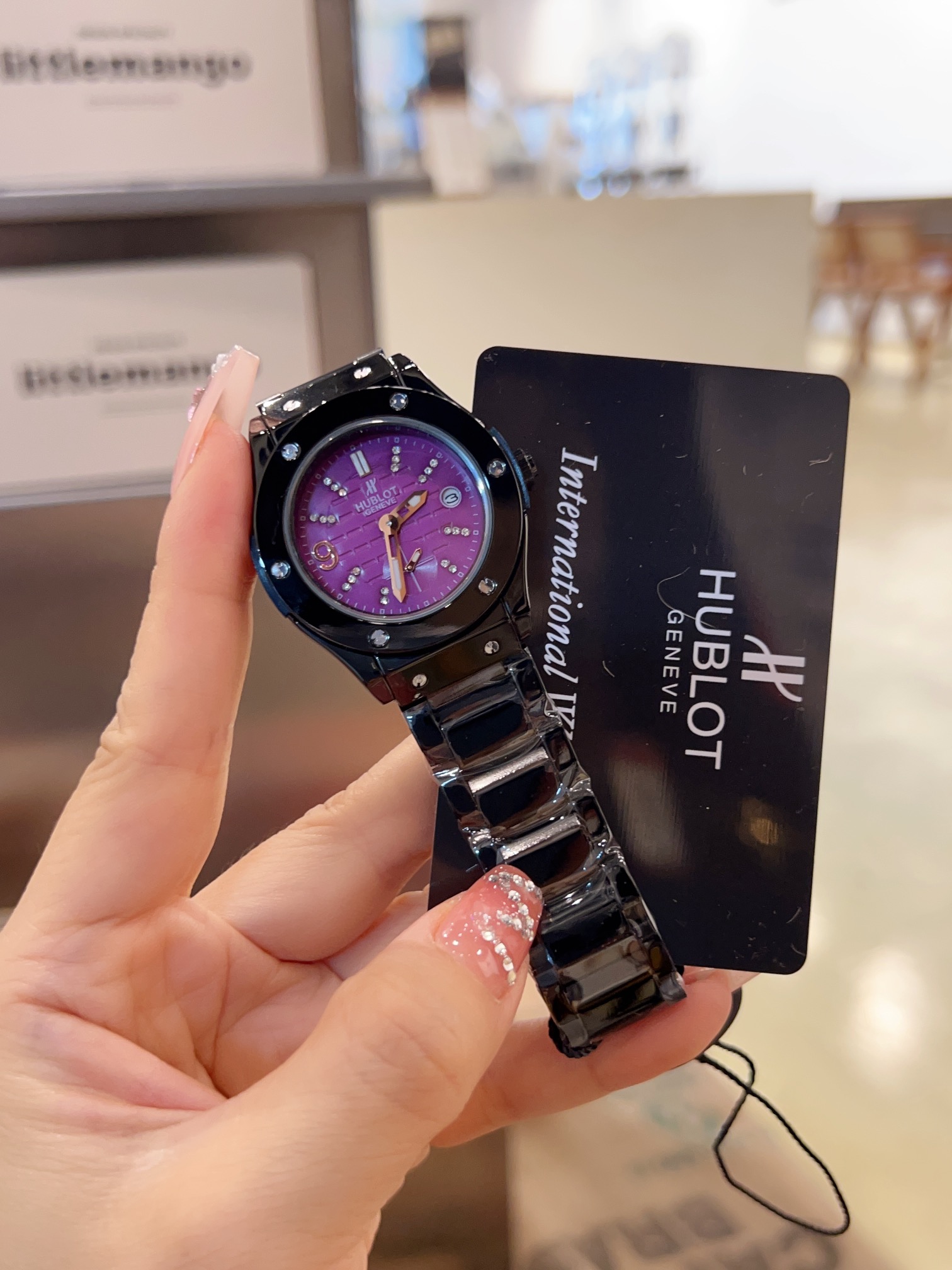 Hublot’s New 36mm Timewatch Subverts Rules with Love and Surprise - 图片 2