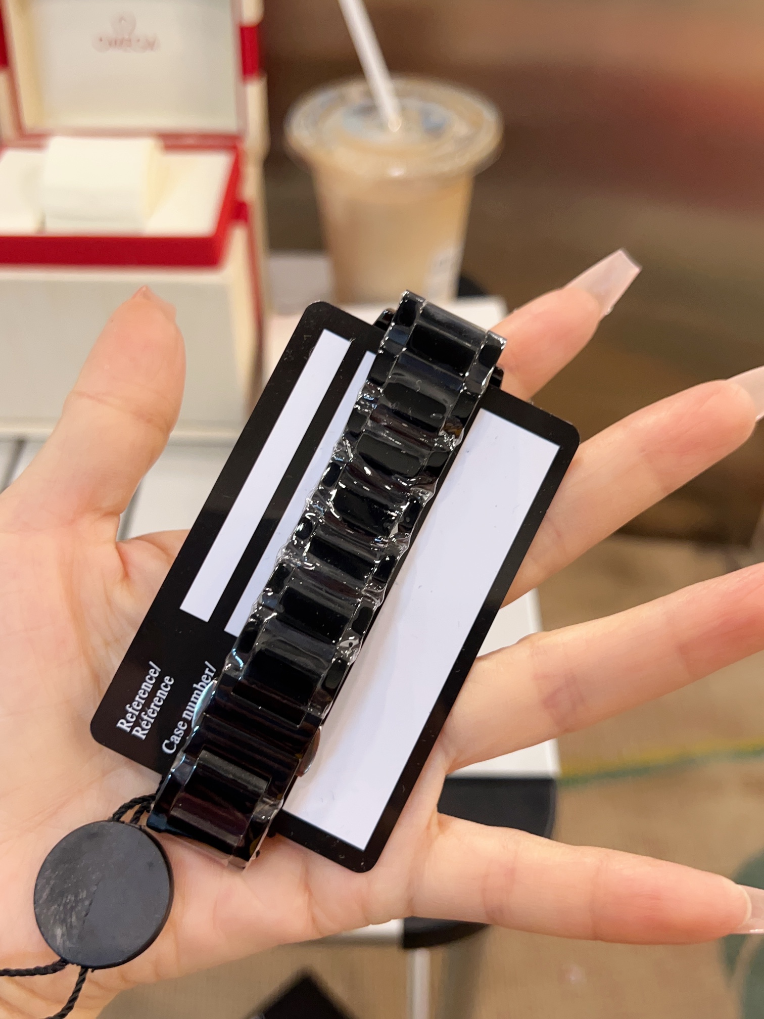Hublot’s New 36mm Timewatch Subverts Rules with Love and Surprise - 图片 9