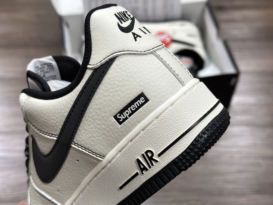 240 Nike Air Force 1 LOW 空军一号低帮运动鞋  SU0220-003