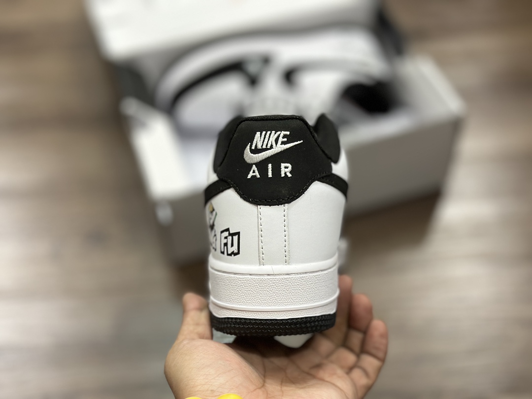 260 Nike Air Force 1 LOW 空军一号低帮运动鞋 BS9055-701