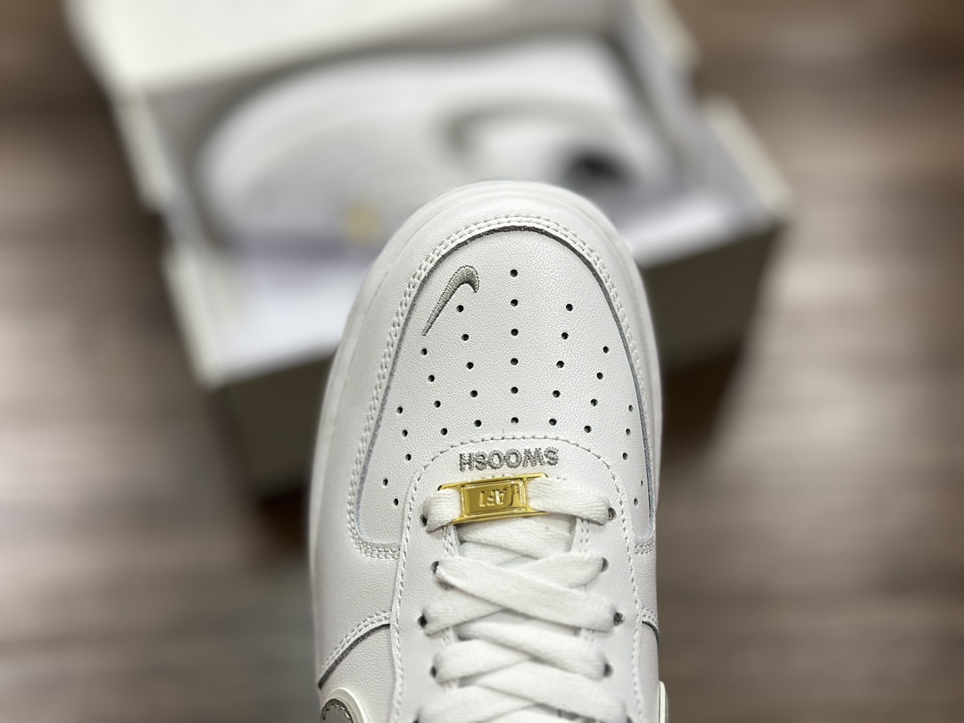 220 Nike Air Force 1 LOW 空军一号低帮运动鞋 CV5696-961