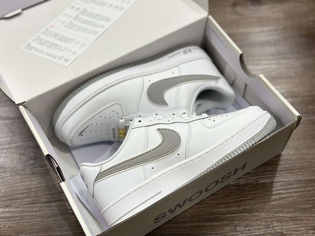 220 Nike Air Force 1 LOW 空军一号低帮运动鞋 CV5696-961