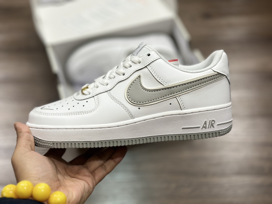 220 Nike Air Force 1 LOW 空军一号低帮运动鞋 CV5696-961