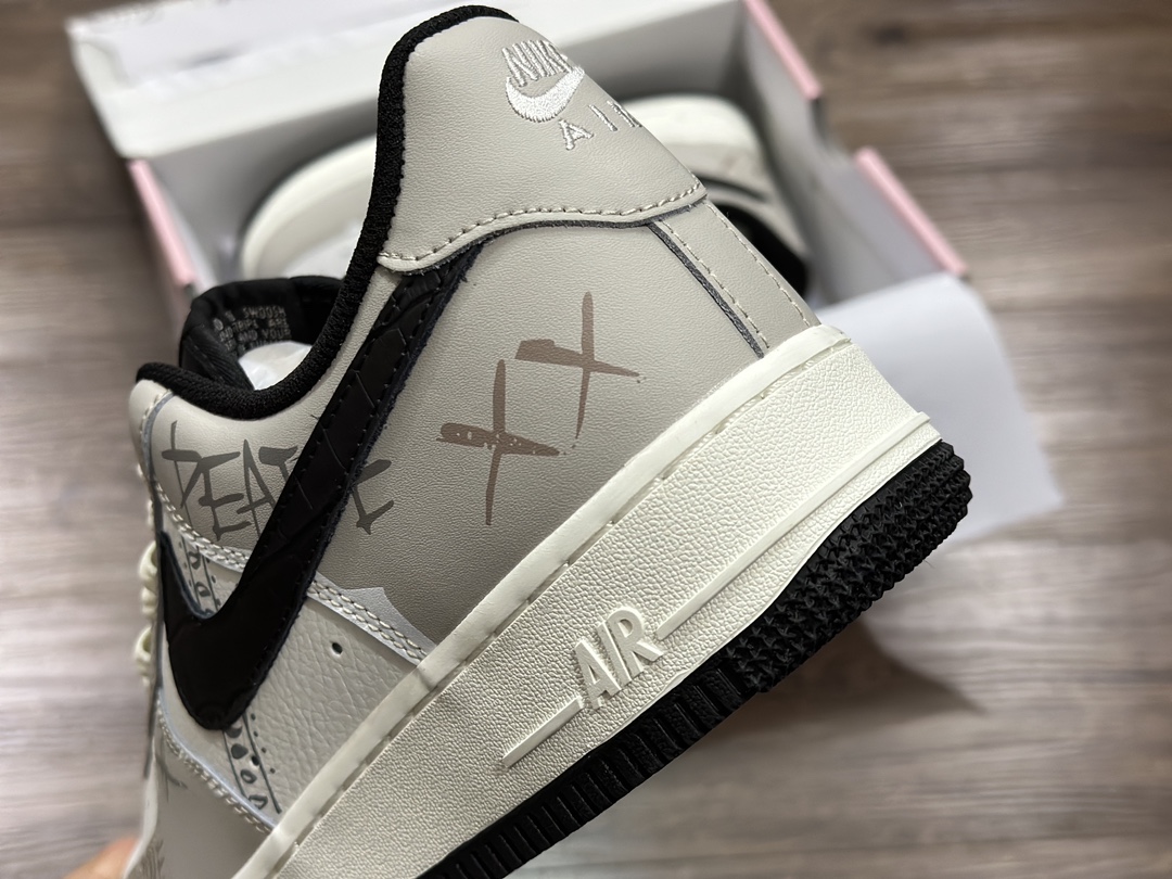 260 Nike Air Force 1 LOW 空军一号低帮运动鞋 LT5986-926