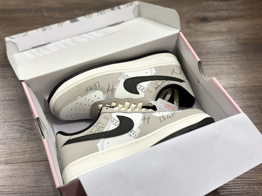 260 Nike Air Force 1 LOW 空军一号低帮运动鞋 LT5986-926