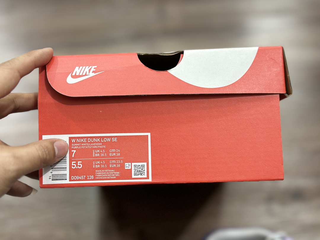 220 NIKE SB Dunk Low 低帮休闲运动鞋  DO9457-126