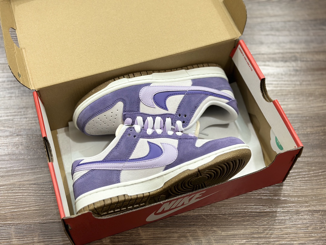 220 NIKE SB Dunk Low 低帮休闲运动鞋  DO9457-126