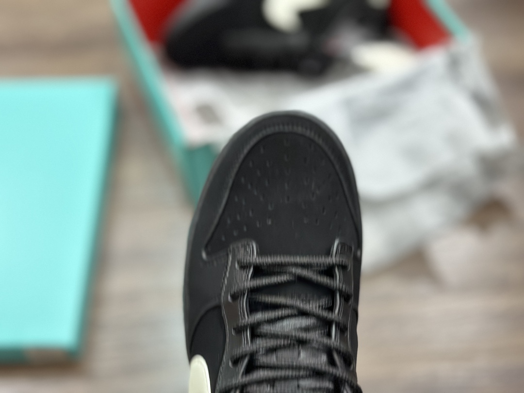 260 NIKE SB Dunk Low 低帮休闲运动鞋  DD1391-101