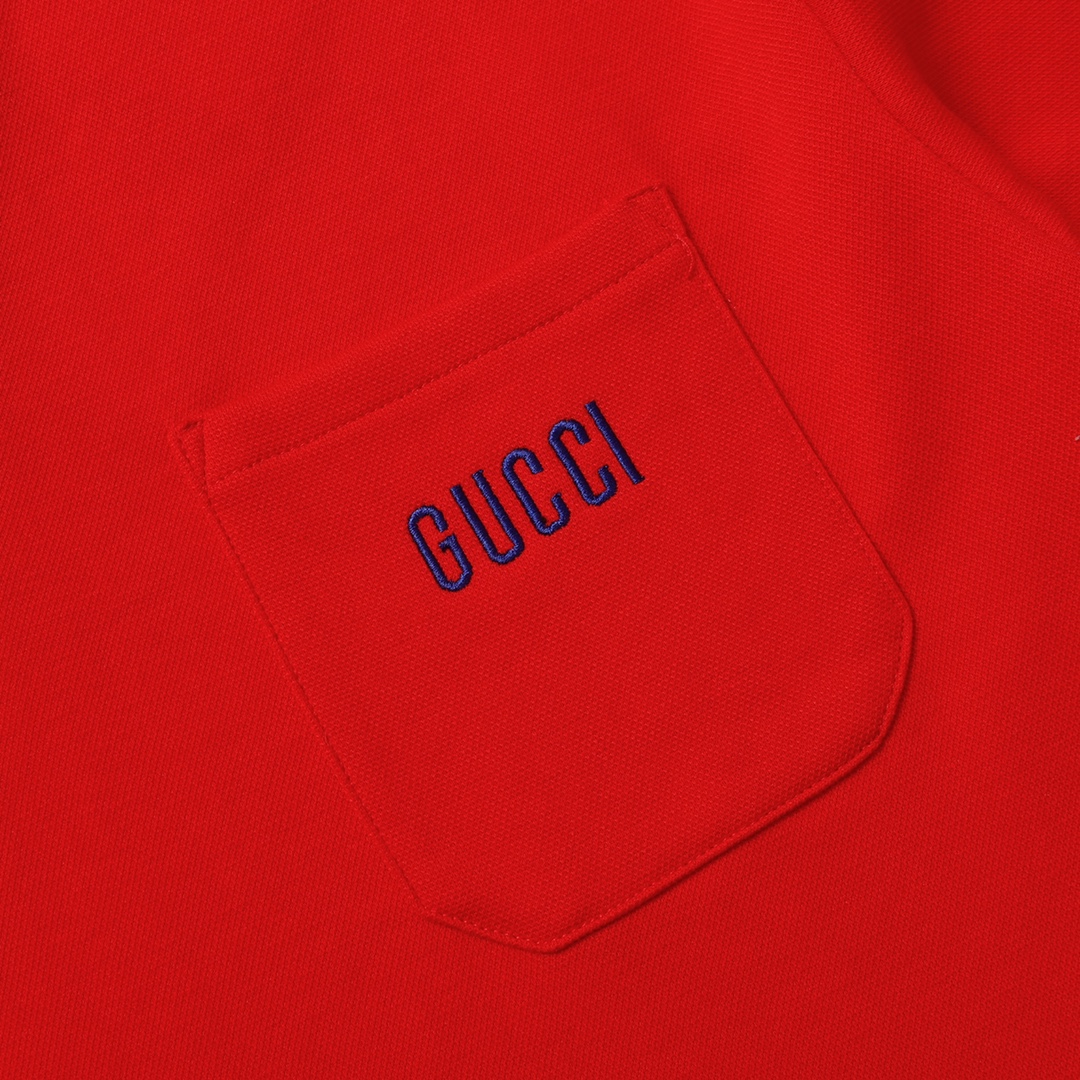 Gucci/古驰 条纹V领口袋刺绣短袖Polo杉