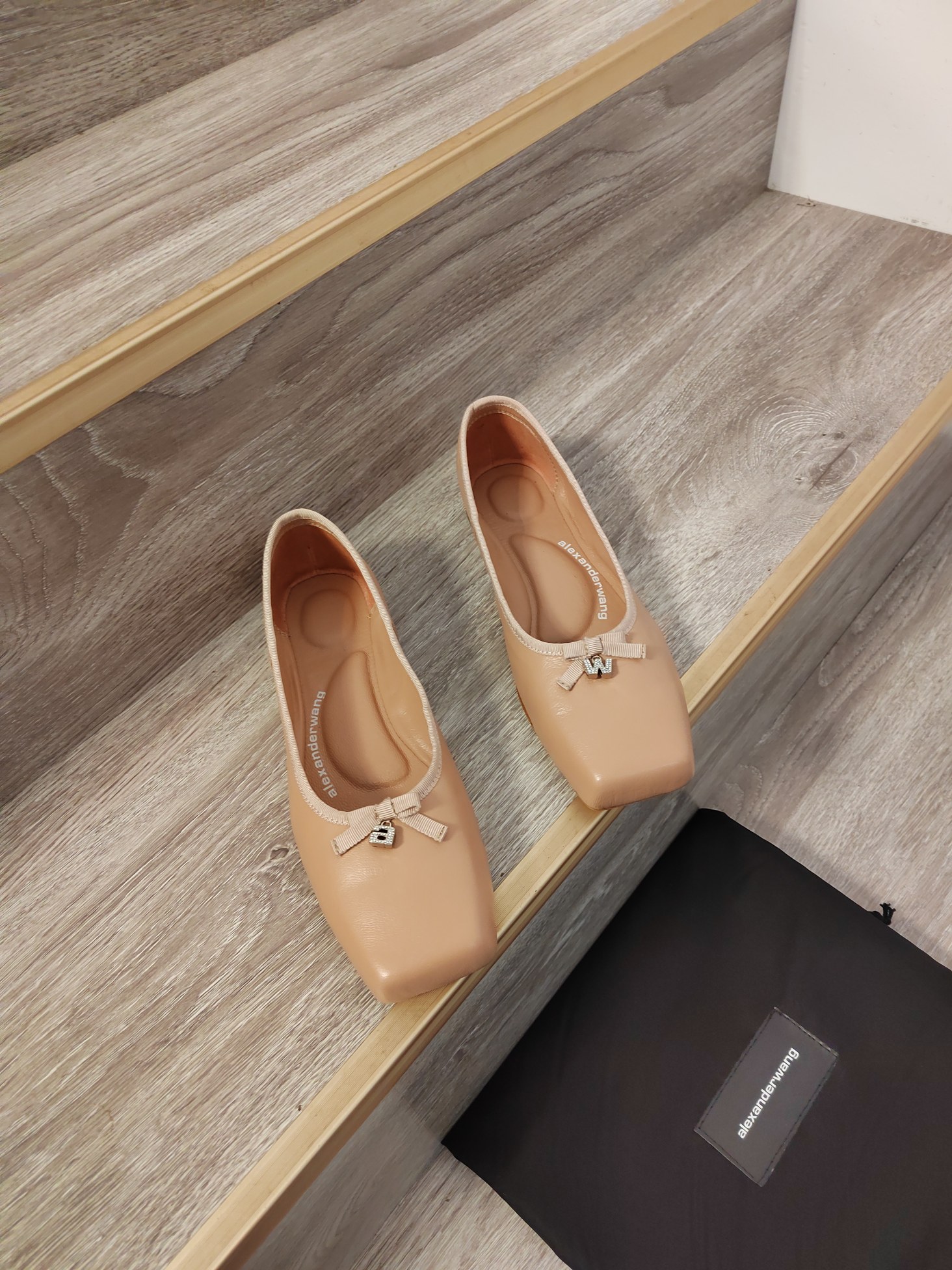 High-Quality Ballet Shoes: P700 Collection and Sheepskin Comfort in Various Sizes - 图片 3