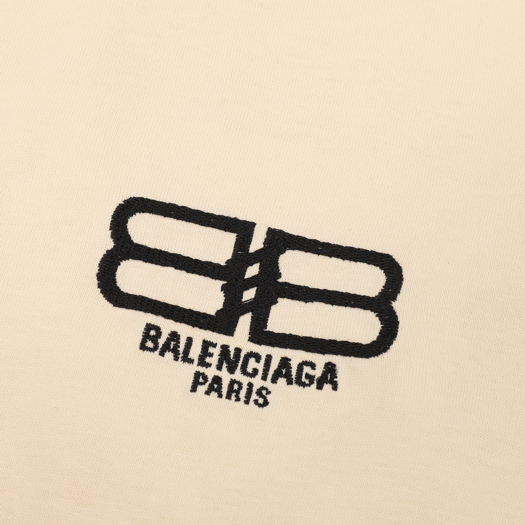 160 Balenciaga/巴黎世家 刺绣锁扣圆领短袖