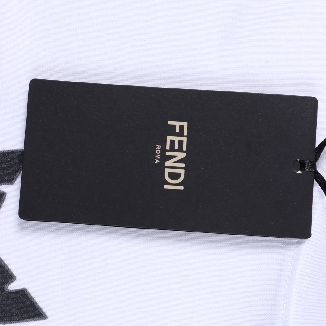 Fendi/芬迪 卡通熊满印短袖T恤