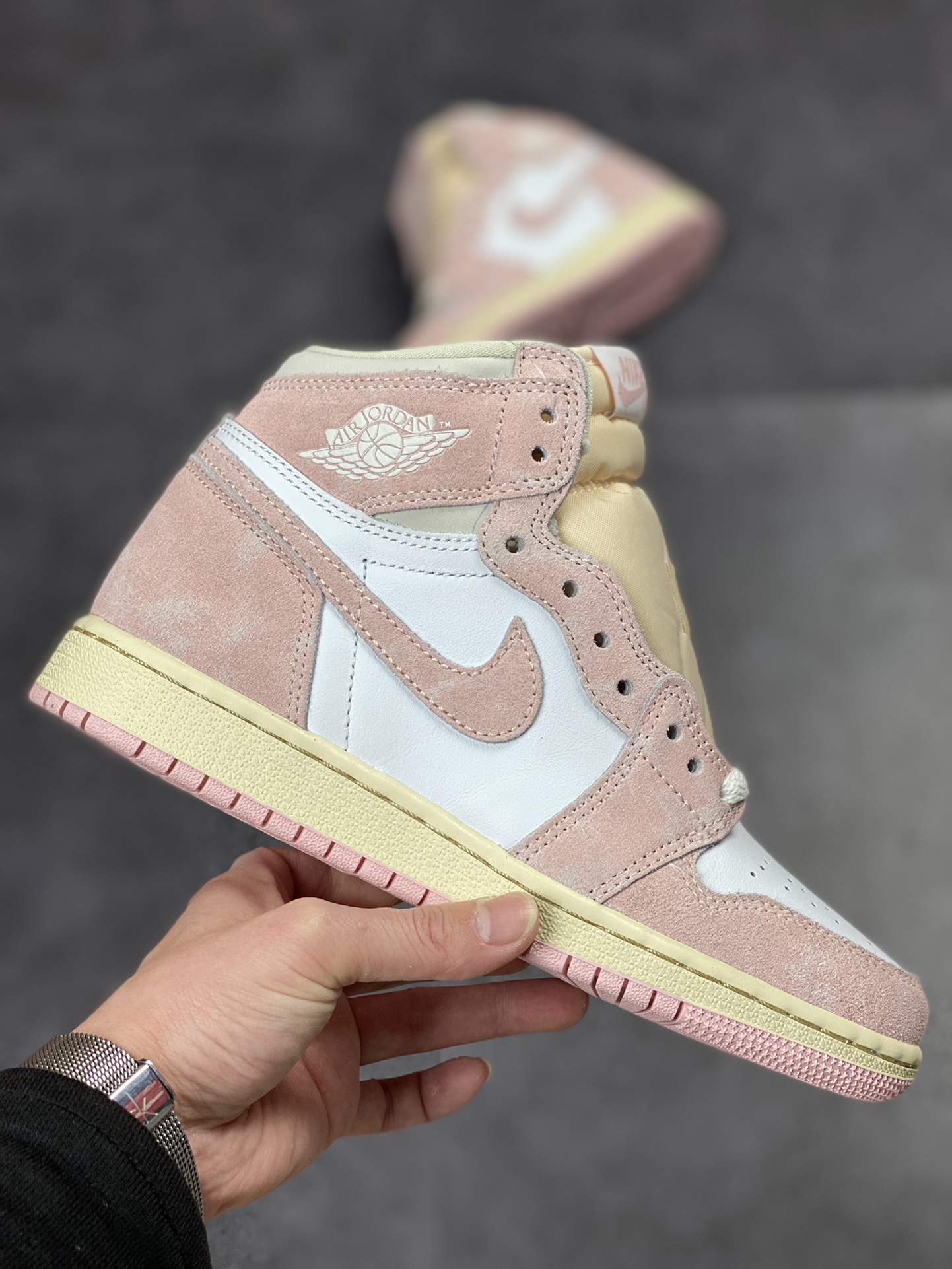 300 Air Jordan 1 High OG "Washed Pink" 水洗粉白 FD2596-600