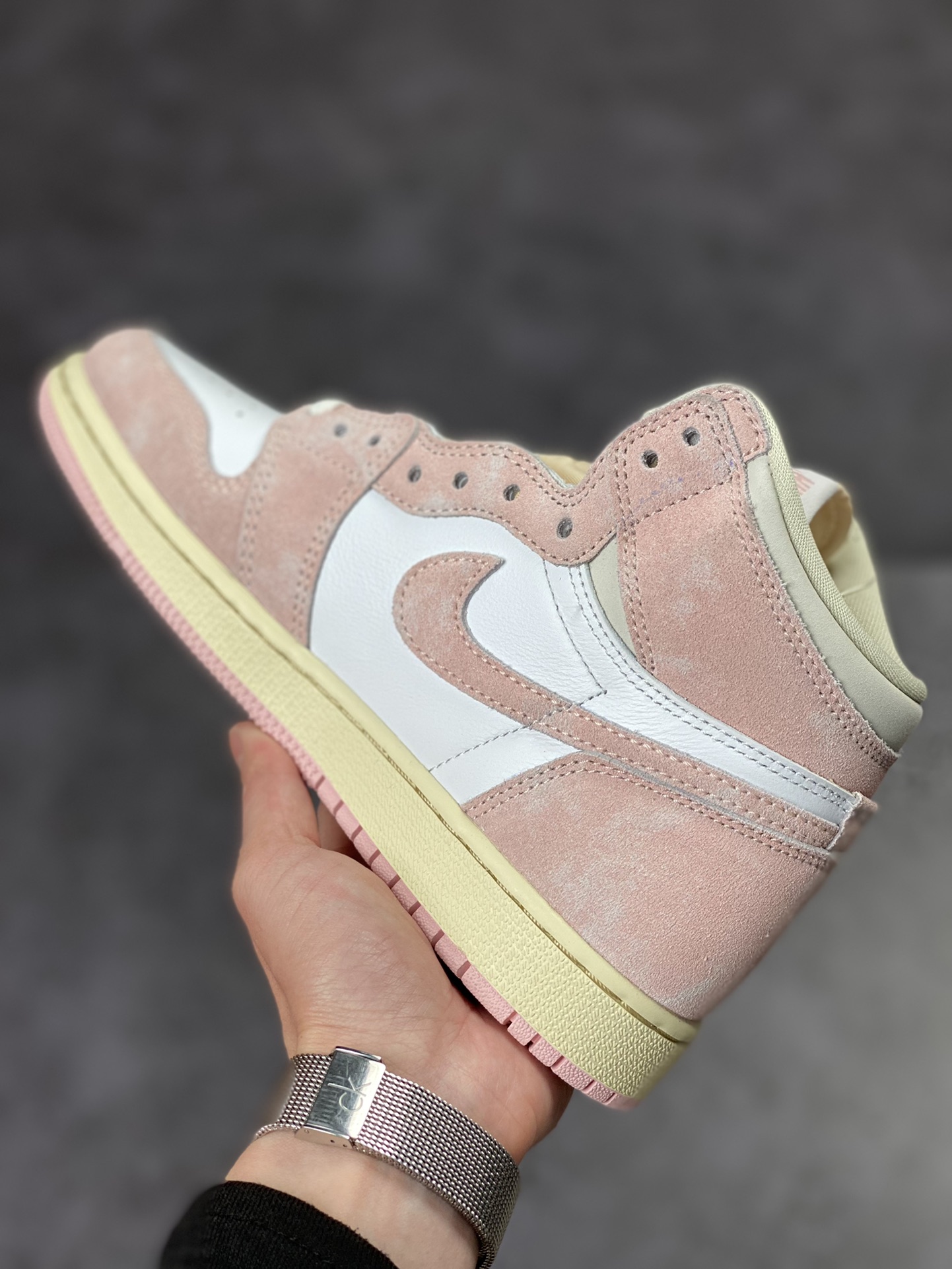 300 Air Jordan 1 High OG "Washed Pink" 水洗粉白 FD2596-600