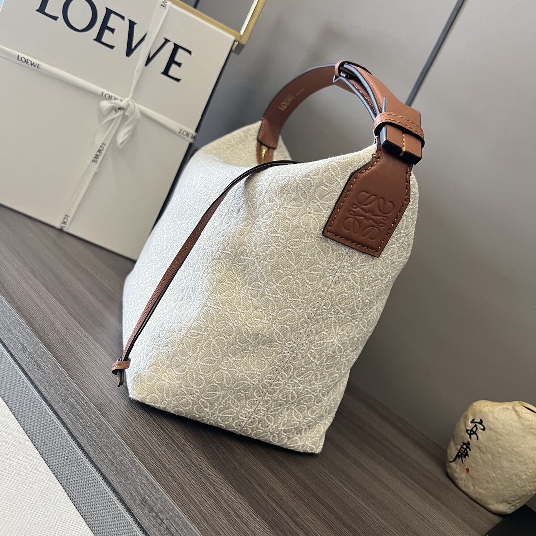 Loewe Cubi Anagram Bag in Calfskin and Jacquard - Shoulder & Hand Carry 2 i1680541496 1082 1